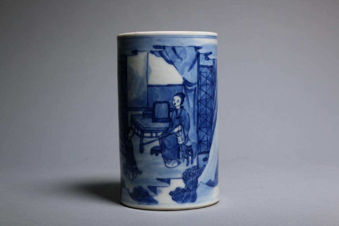 A Blue and White Porcelain Pen Brush,Kangxi period (1 of 7)