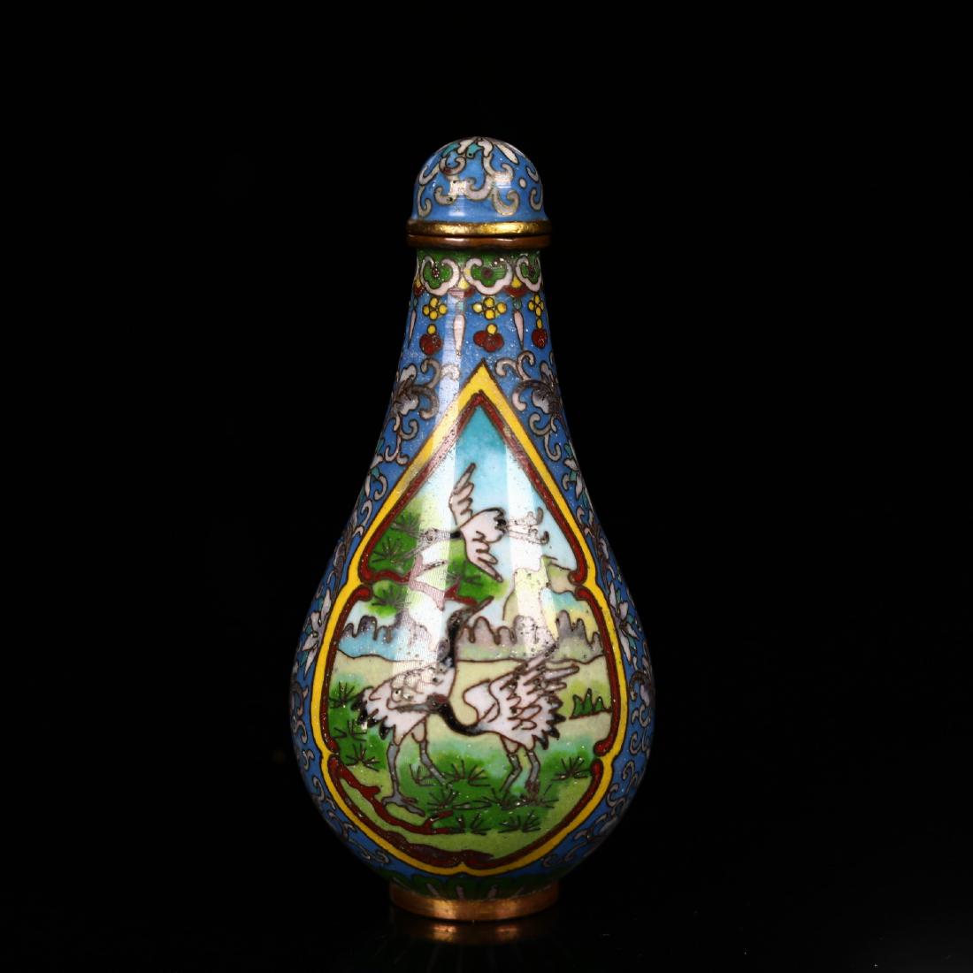 A Chinese Cloisonne  Snuff Bottle,Late Qing dynasty (1 of 8)