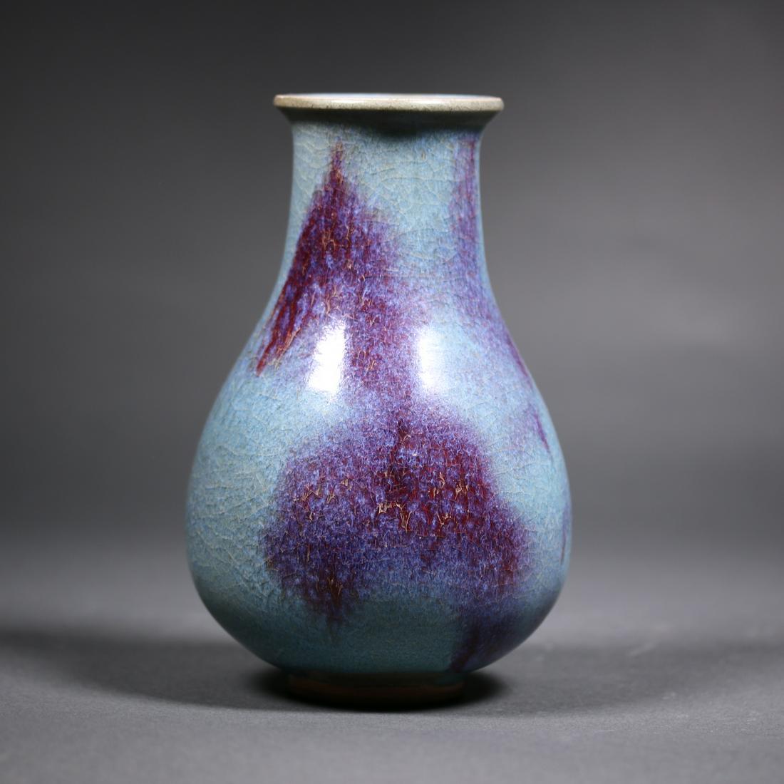 A Chinese Junyao vase,Yuang/Ming Dynasty (1 of 9)