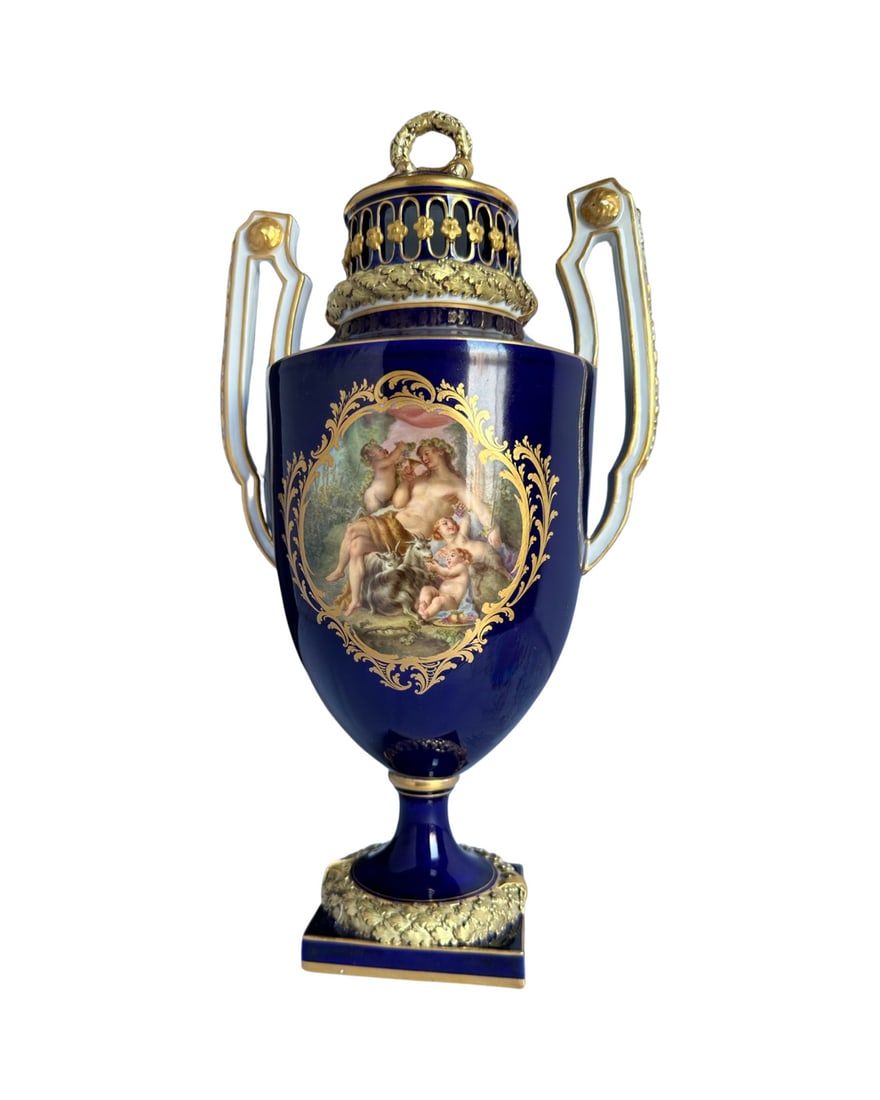 RARE ANTIQUE MEISSEN PORCELAIN POTPOURRI MYTHOLOGICAL VASE (1 of 9)
