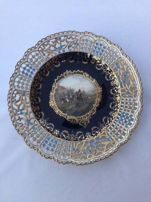 ANTIQUE MEISSEN PORCELAIN COBALT-BLUE GROUND RETICULATED CABINET PLATE (1 of 5)