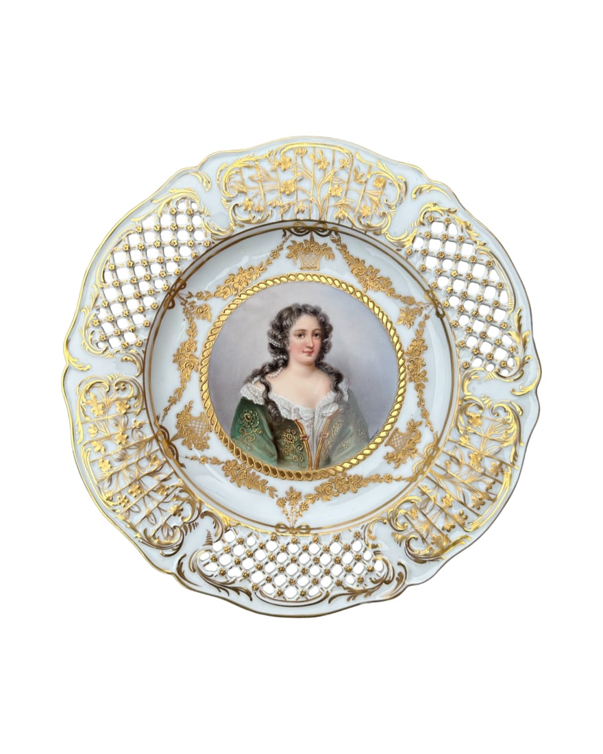 Antique Royal Vienna Style Dresden Porcelain Hand Painted Plate Signed Wagner (1 of 3)