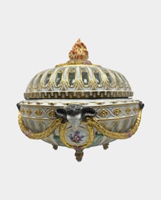 Rare Neoclassical Meissen Porcelain Reticulated Centerpiece with Rams Heads