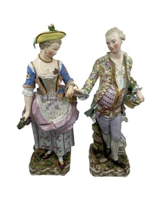 A VERY LARGE PAIR OF MEISSEN PORCELAIN GARDENER FIGURES