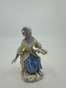 EARLY ANTIQUE MEISSEN PORCELAIN MONKEY BAND FIGURE