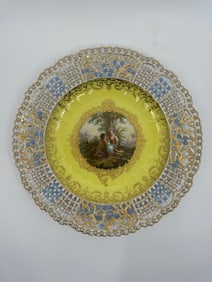 ANTIQUE MEISSEN PORCELAIN YELLOW-BLUE GROUND RETICULATED CABINET PLATE
