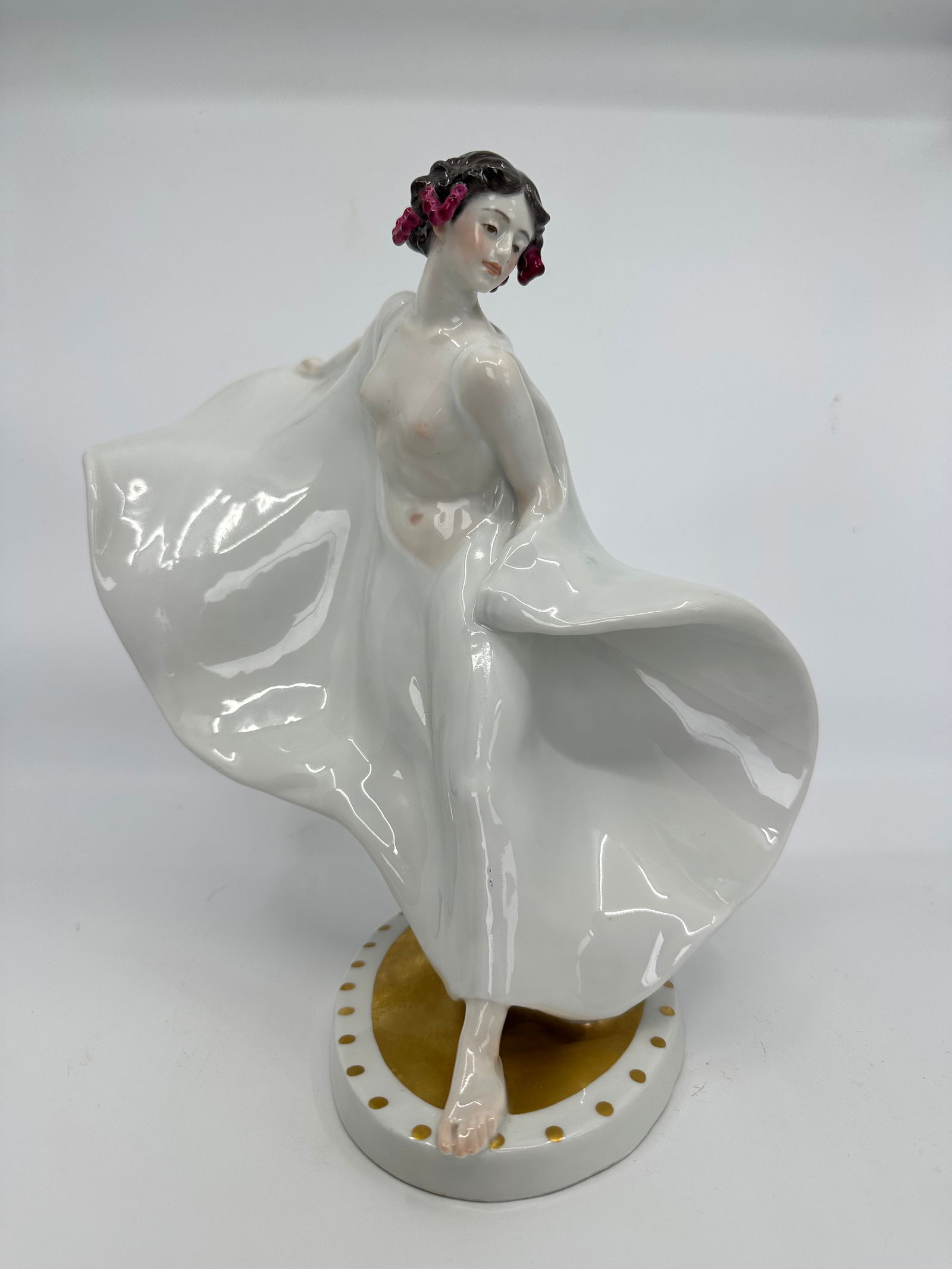 A Meissen figure of the dancer Loie Fuller, circa 1911-1924 (1 of 9)