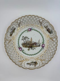 ANTIQUE MEISSEN PORCELAIN RETICULATED CABINET PLATE