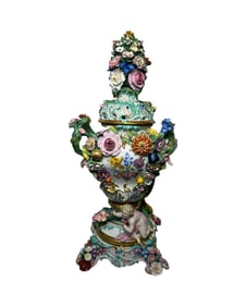 A large Meissen porcelain flower- and fruit-encrusted potpourri presentation vase and cover