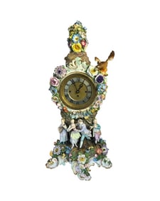A MEISSEN PORCELAIN FLOWER-ENCRUSTED FIGURAL CLOCK