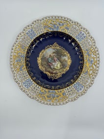 ANTIQUE MEISSEN PORCELAIN COBALT-BLUE GROUND RETICULATED CABINET PLATE