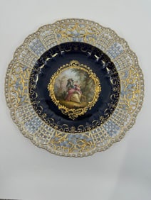ANTIQUE MEISSEN PORCELAIN COBALT-BLUE GROUND RETICULATED CABINET PLATE
