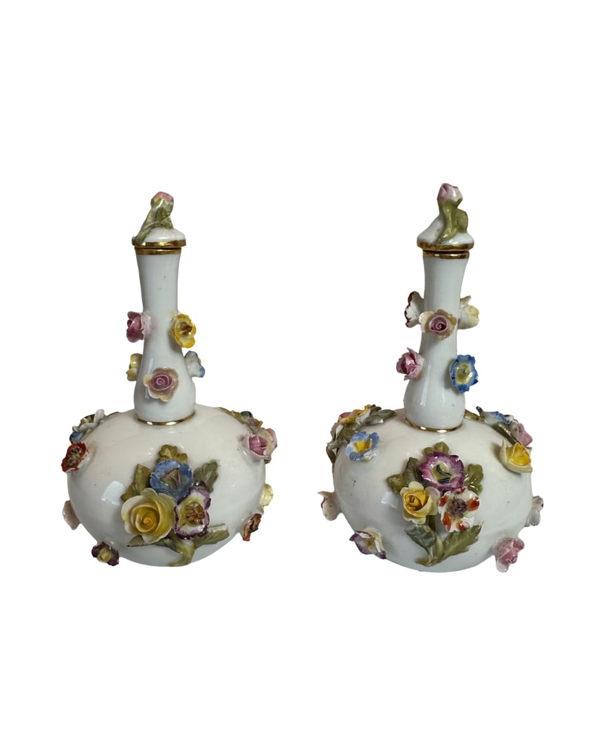 A MINIATURE PAIR OF MEISSEN PORCELAIN SCENT BOTTLES (1 of 3)
