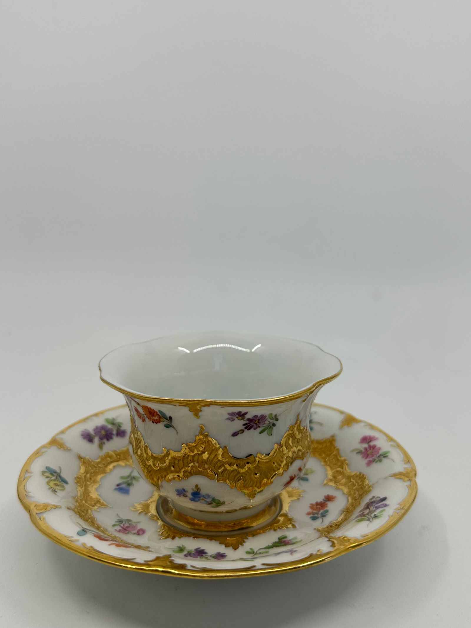 Kunst Palette Regnitzlosau 22k Gold Handpainted Tea Set