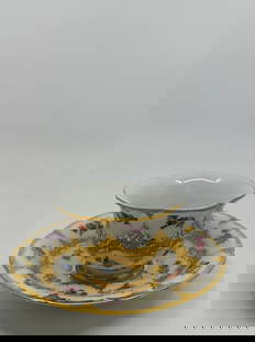 Antique Meissen B Form Strewn Flowers Gold Gilt Tea Cup & Saucer Set: Fine antique Meissen porcelain tea cup and saucer plate set, gold decorated with embossed ornaments of floral motifs. In the middle assorted bouquets of multicolored flowers. This Meissen saucer and c