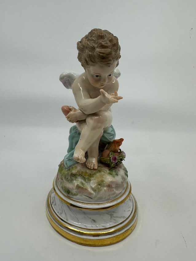 Antique Meissen Cupid Porcelain Figurine L103 (1 of 8)