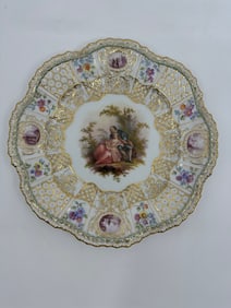 ANTIQUE MEISSEN PORCELAIN WATTEAU CABINET PLATE