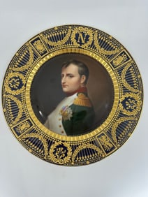 ANTIQUE ROYAL VIENNA HAND PAINTED NAPOLEON PLATE
