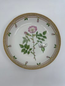 Royal Copenhagen Flora Danica Bowl