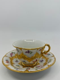 Antique Meissen B Form Strewn Flowers Gold Gilt Tea Cup & Saucer Set
