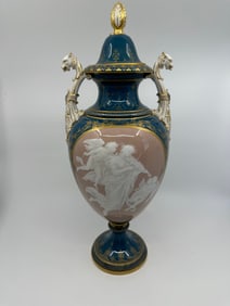 A MEISSEN PORCELAIN PATE-SUR-PATE PALE-PINK AND TEAL GROUND VASE AND COVER