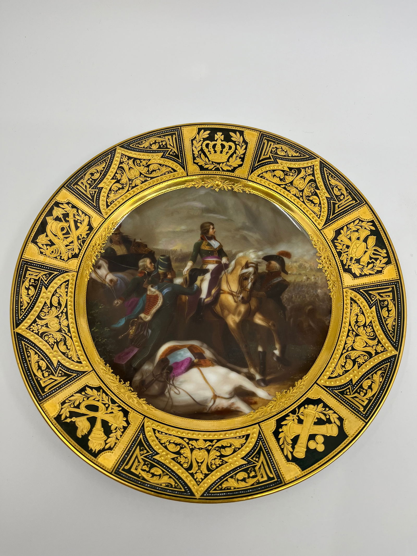 ANTIQUE ROYAL VIENNA HAND PAINTED NAPOLEON PLATE: ANTIQUE ROYAL VIENNA HAND PAINTED NAPOLEON PLATE Late 19th Century, underglaze Beehive mark and impressed Hutschenreuther maker's mark, hand-painted battle scene titled "Schlacht bei Rivoli," depictin
