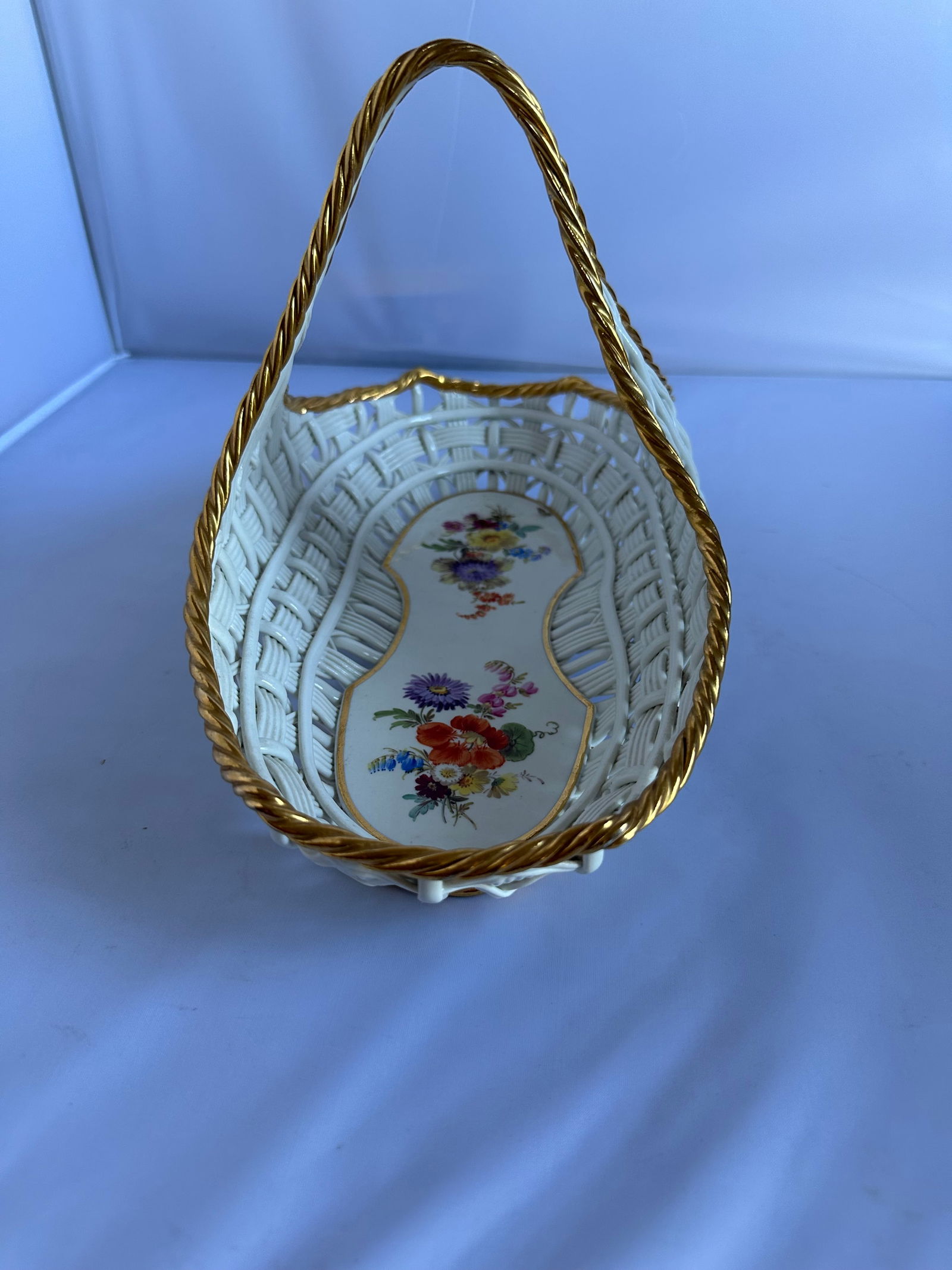 MEISSEN FLORAL PORCELAIN HANDLED BASKET (1 of 7)