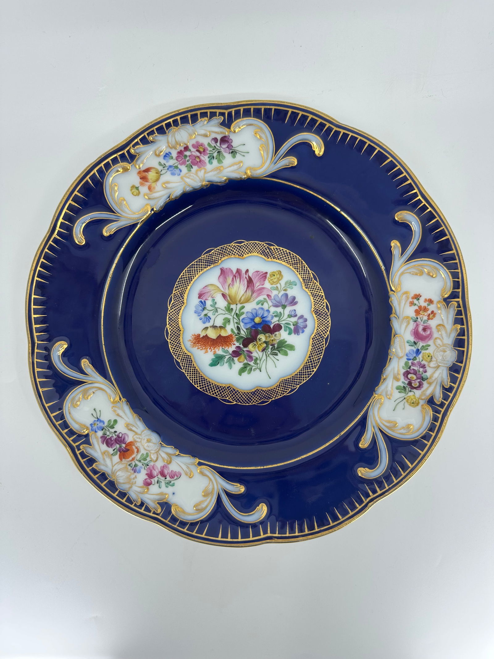 Meissen cobalt plate (1 of 4)