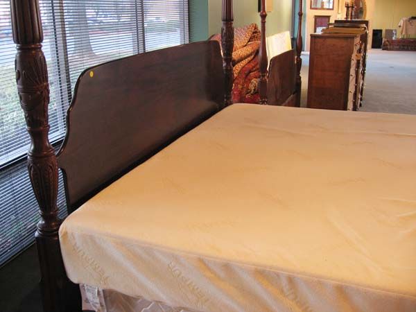Mahogany King-size Poster Bed - 5