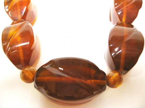 A Honey Amber Bead Necklace, - 2