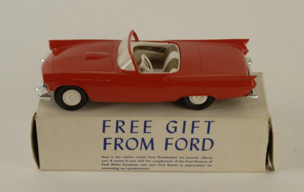 AMT 1957 Dealer Promo Ford Thunderbird Convertibl - 2