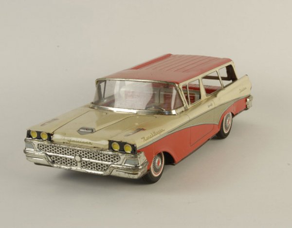Japanese Tin 1959 Ford Fairlane Station Wagon