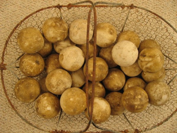 31 Marble River Balls in Wire Basket - 2