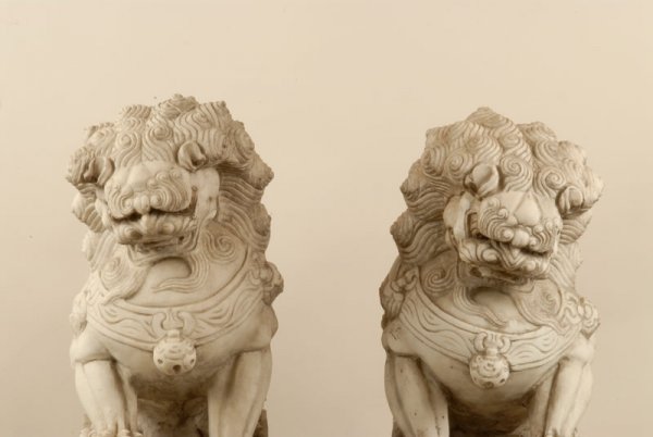 A Pair of Marble Foo Lions, the male and female, r - 4