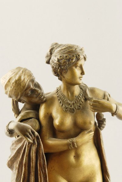 A Vienna Bronze Figure of a servant girl draping h - 4