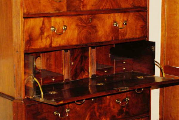 A George III Secretary Chest on Chest, c. 1775 mah - 2