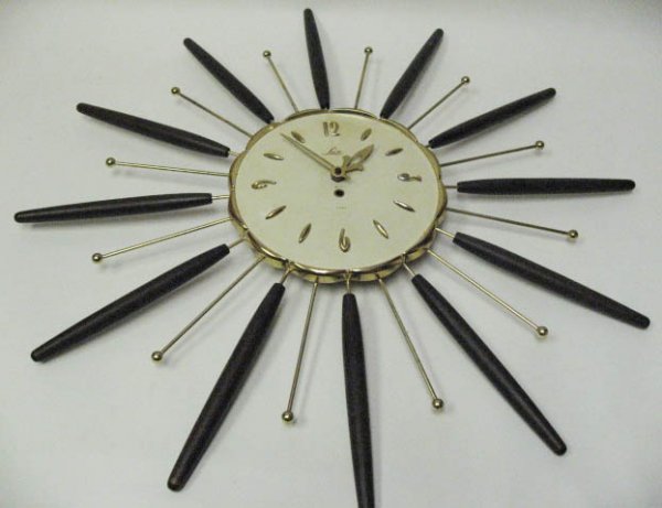 Lux Sunburst Clock 8-Day Clock