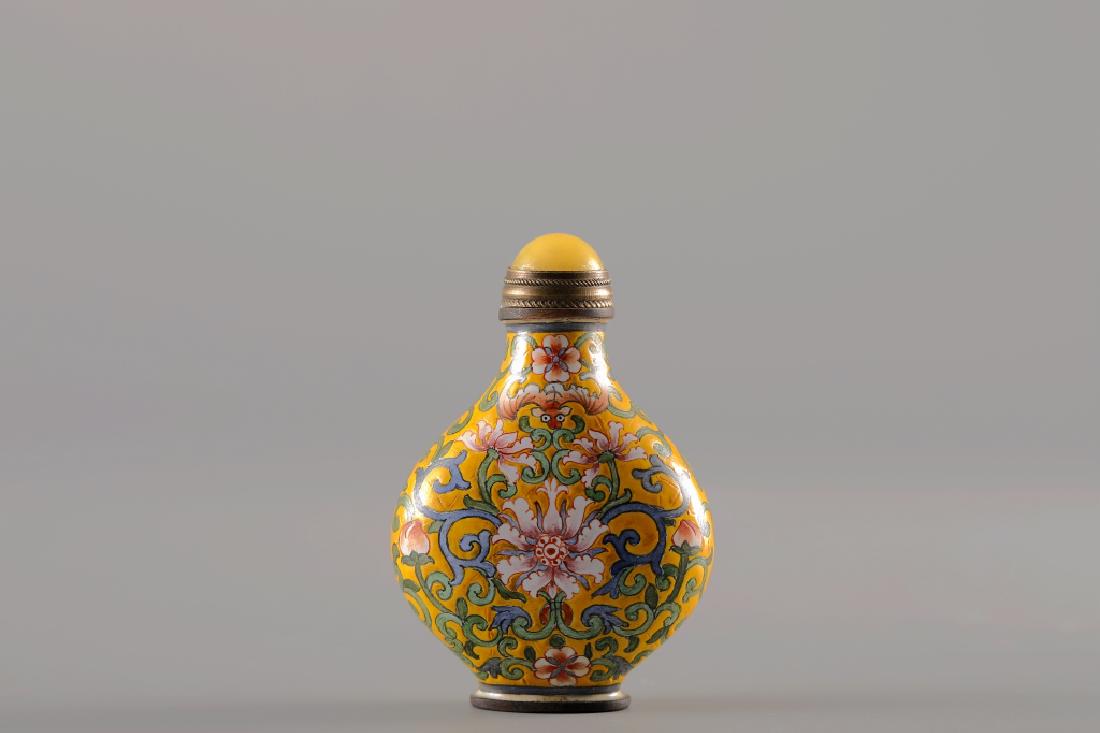 CLOISONNE YELLOW GLAZED SNUFF BOTTLE (1 of 10)