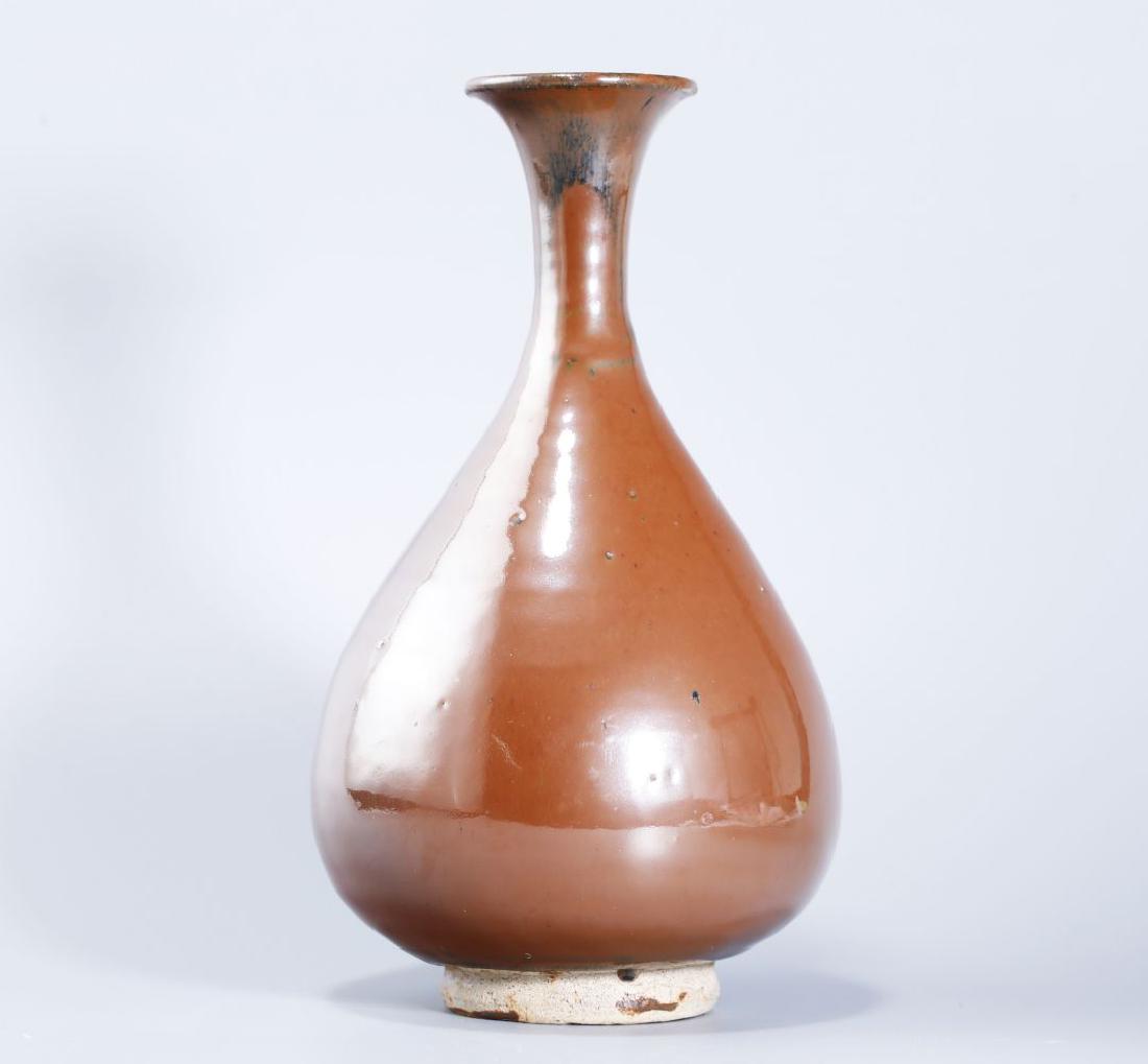 PERSIMMON GLAZED VASE IN YUHUCHUN FORM (1 of 10)