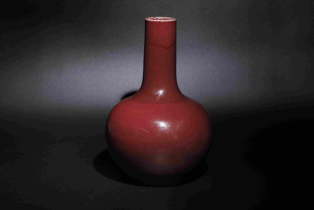 JIZHOU GLAZED GLOBULAR SHAPE VASE (1 of 6)
