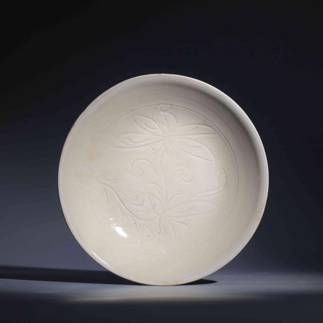 DING KILN CARVED FLOWERED WHITE GLAZE PLATE (1 of 6)