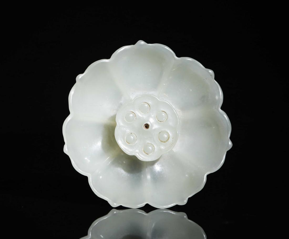 WHITE JADE FLOWER SHAPED INCENSE HOLDER (1 of 6)