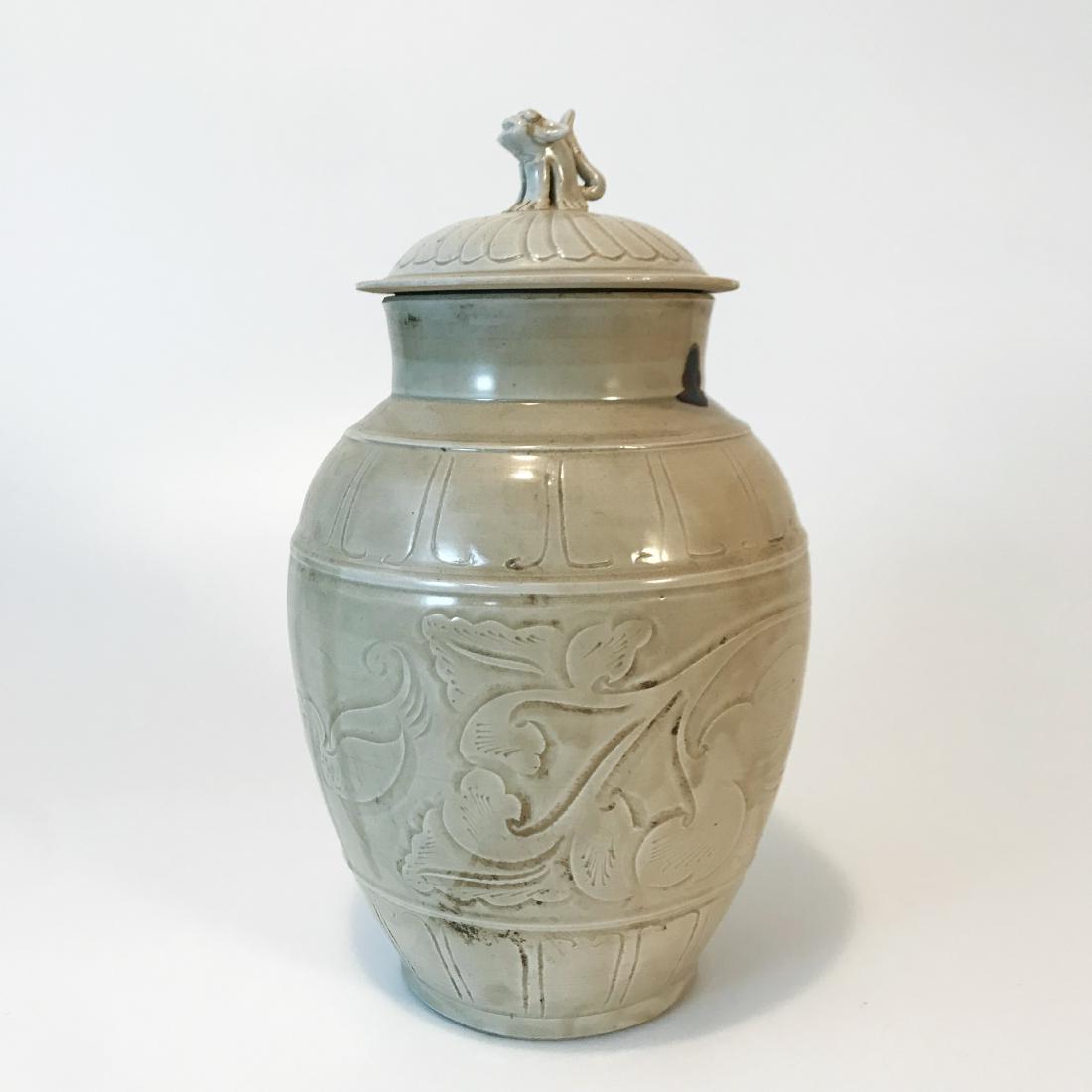 DING KILN WHITE GLAZE FLOWER PATTERNED POT (1 of 5)