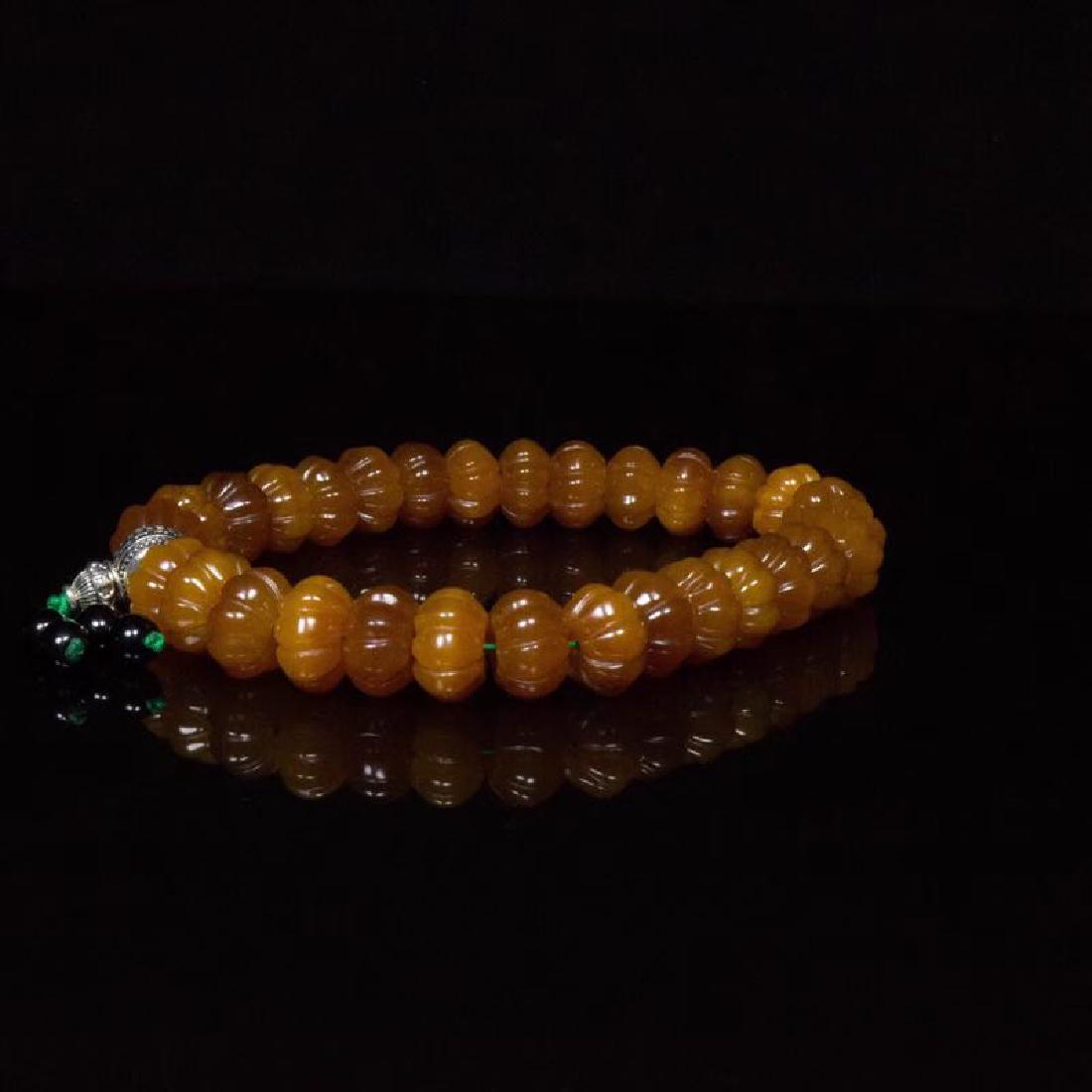 OLD JADE MELON SHAPED BEADS BRACELET (1 of 8)