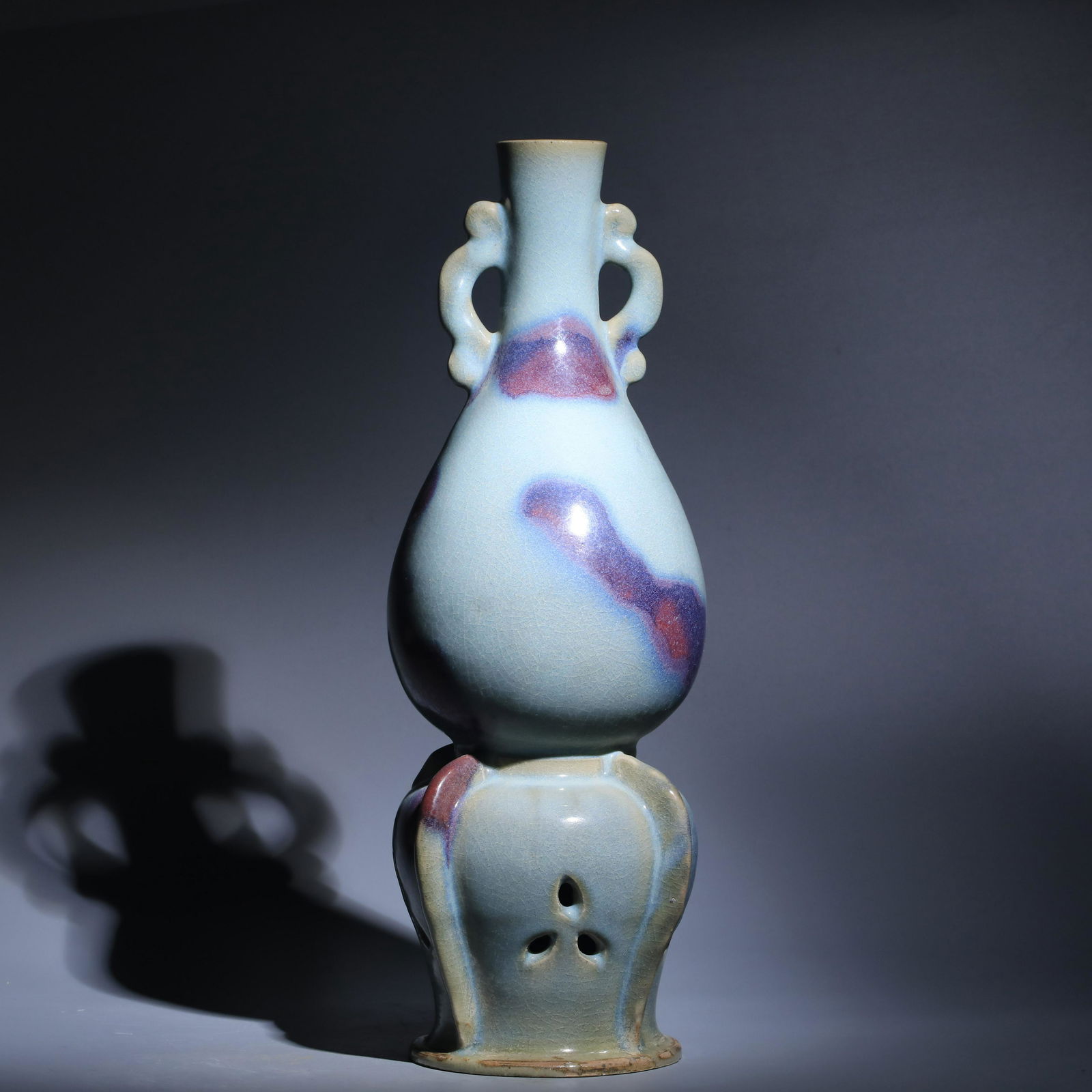 A Vase with houlder & double ears, Jun Kiln (1 of 6)