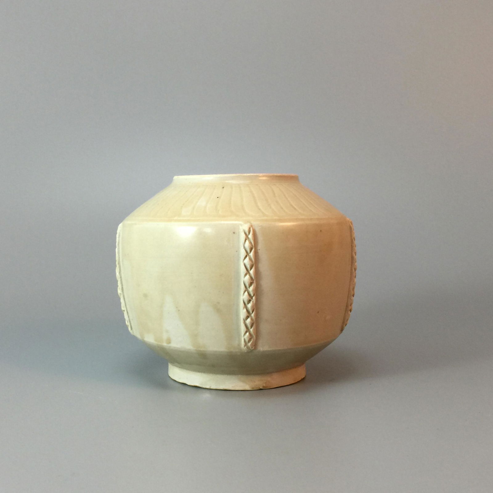 A Ding kiln pot (1 of 7)