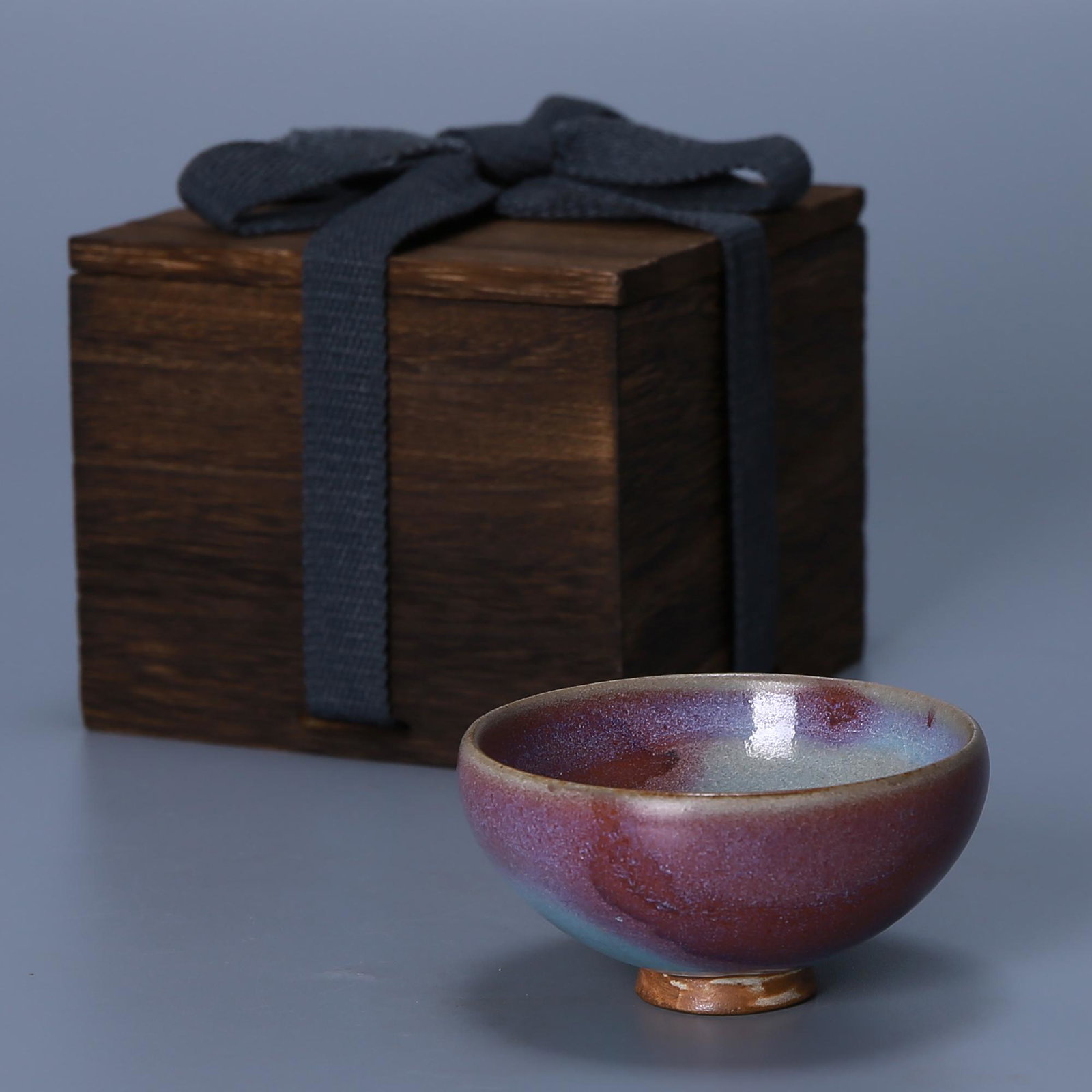 Song Dynasty Jun kiln celadon glaze red spot kiln (1 of 9)