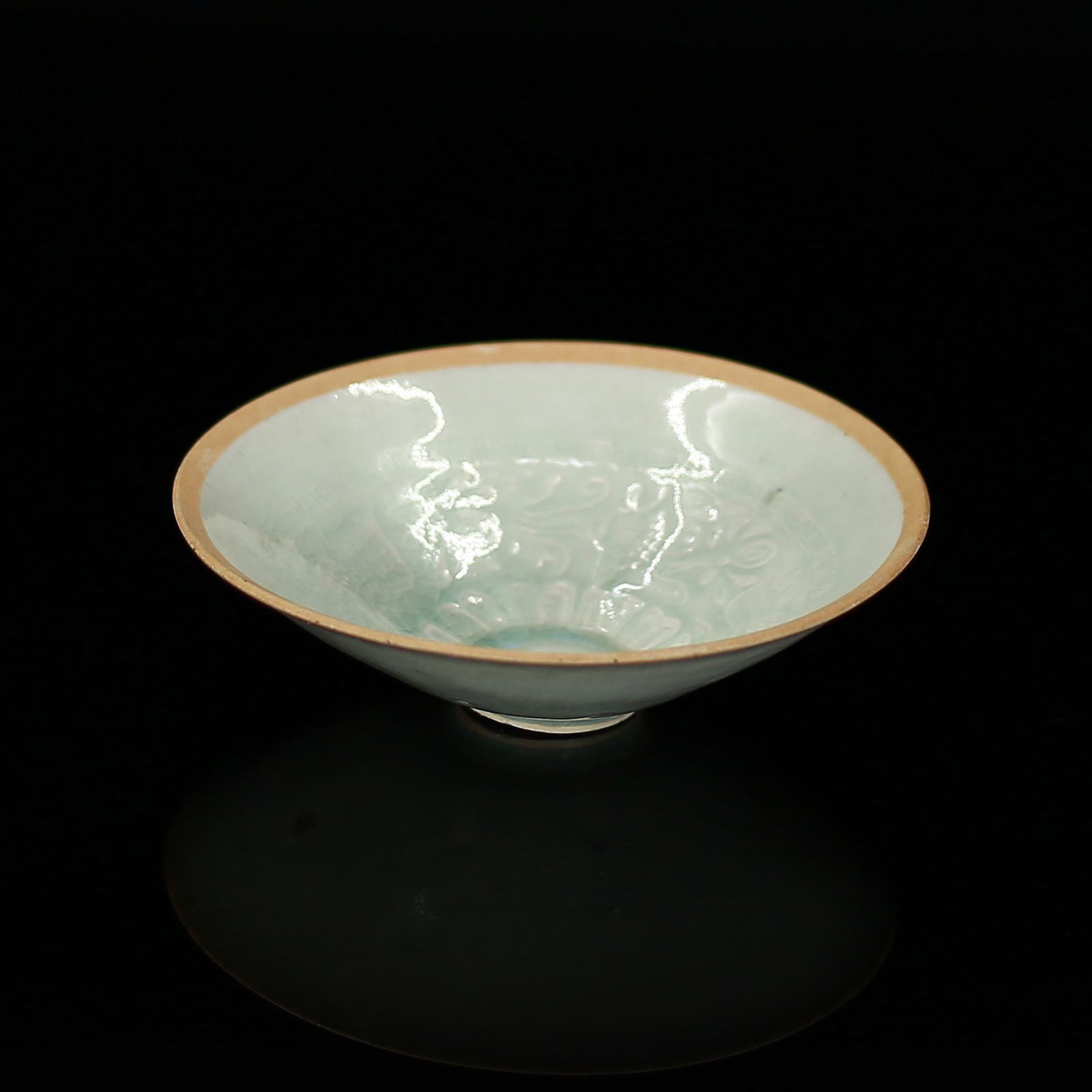 Hutian kiln blue and white glaze printing reed goose (1 of 6)