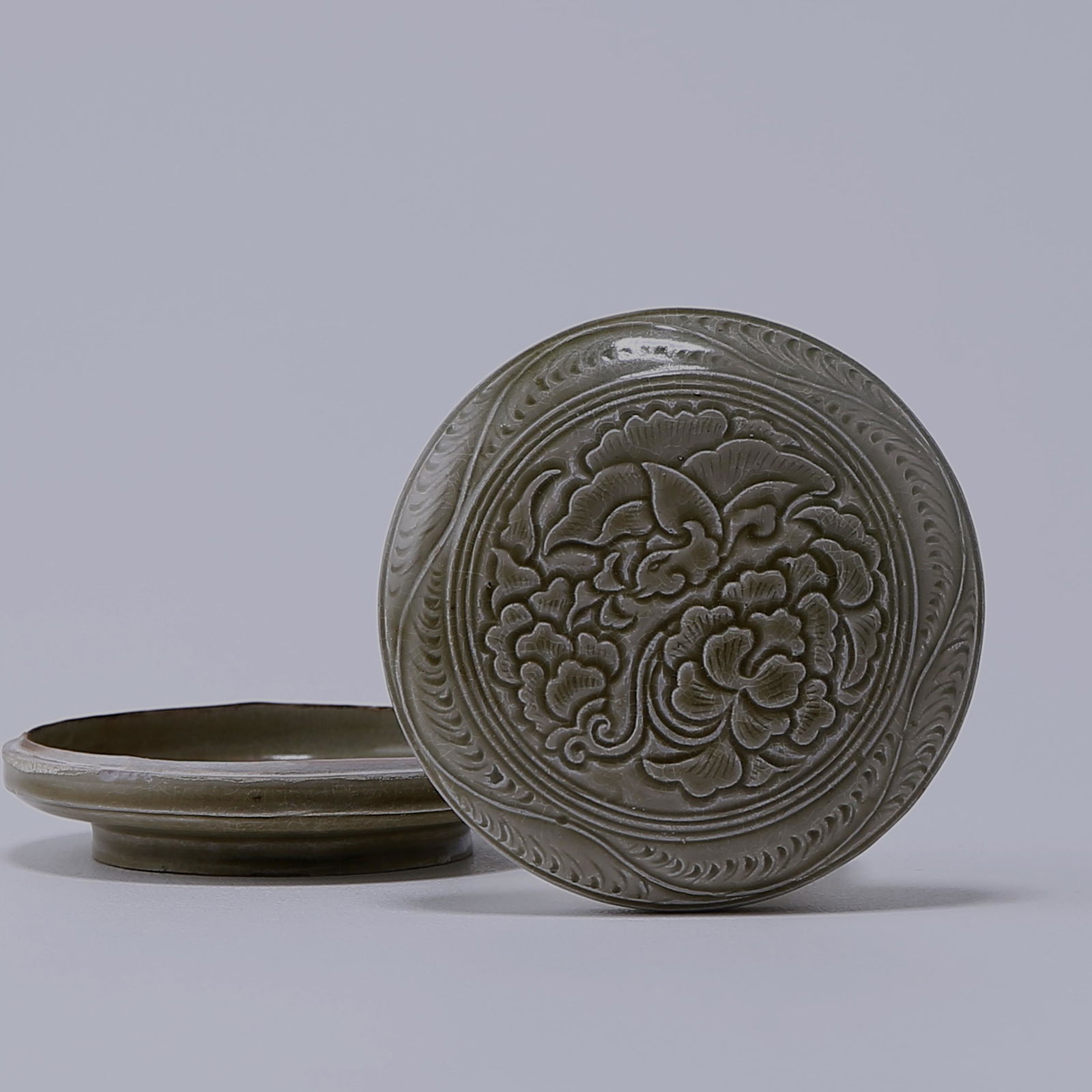 Yue Kiln Celadon Engraved Flower Powder Box (1 of 6)