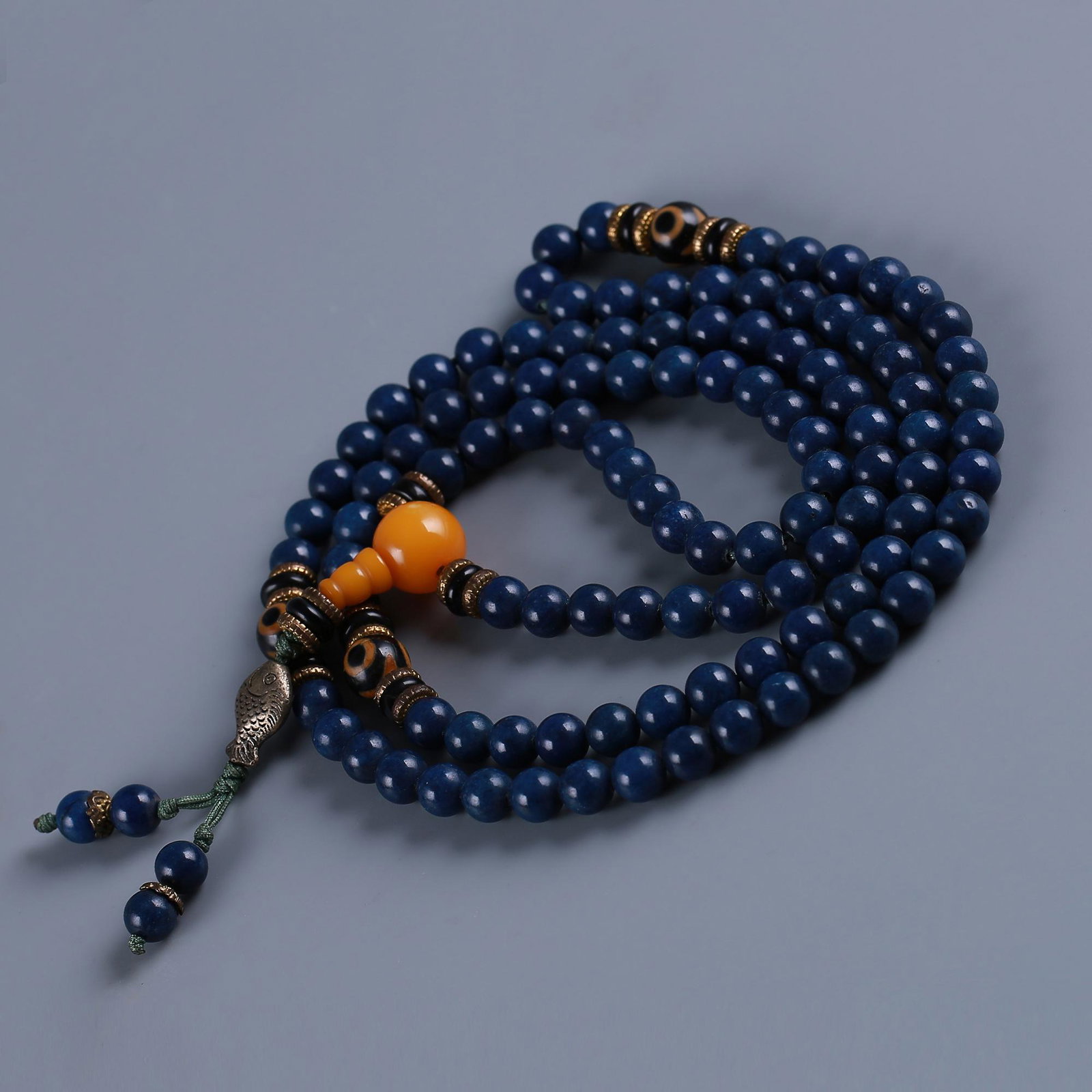 Qing lapis lazuli charm (108 pieces): Dia:0.8cm.each.,Wgt:114g